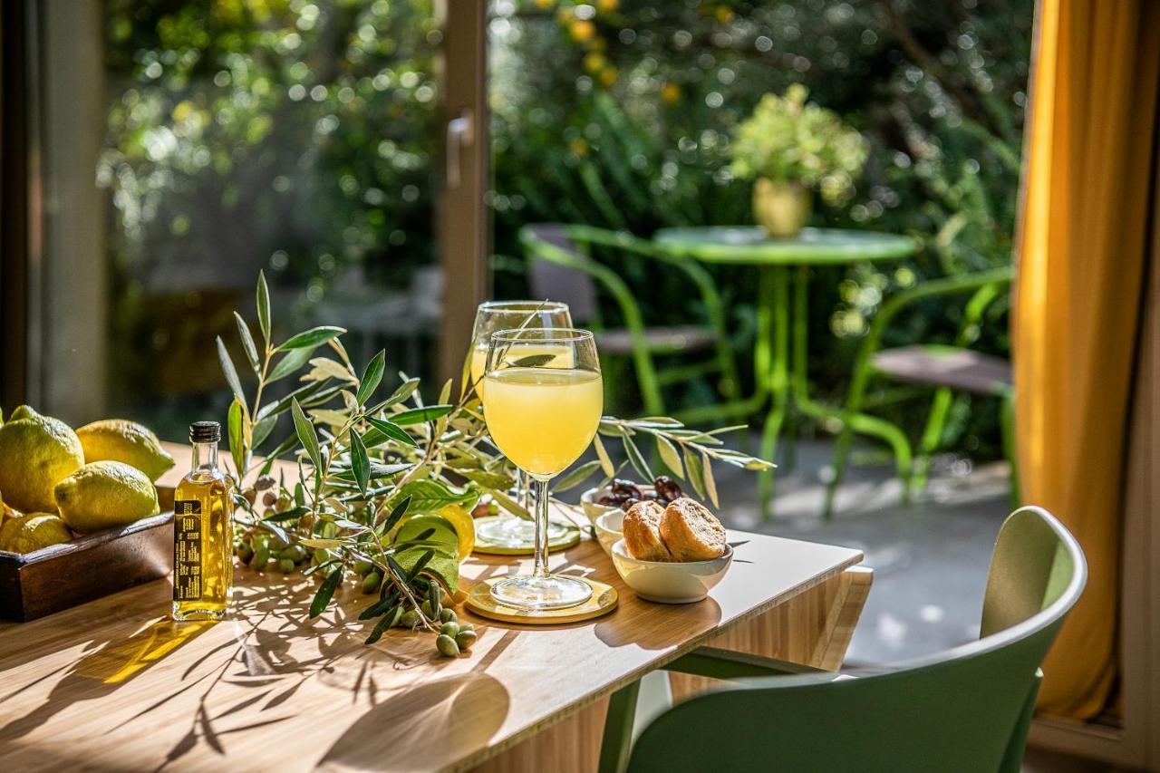 Olive Lemon Biophilic House & Lush Forest Garden Vámosz Kültér fotó